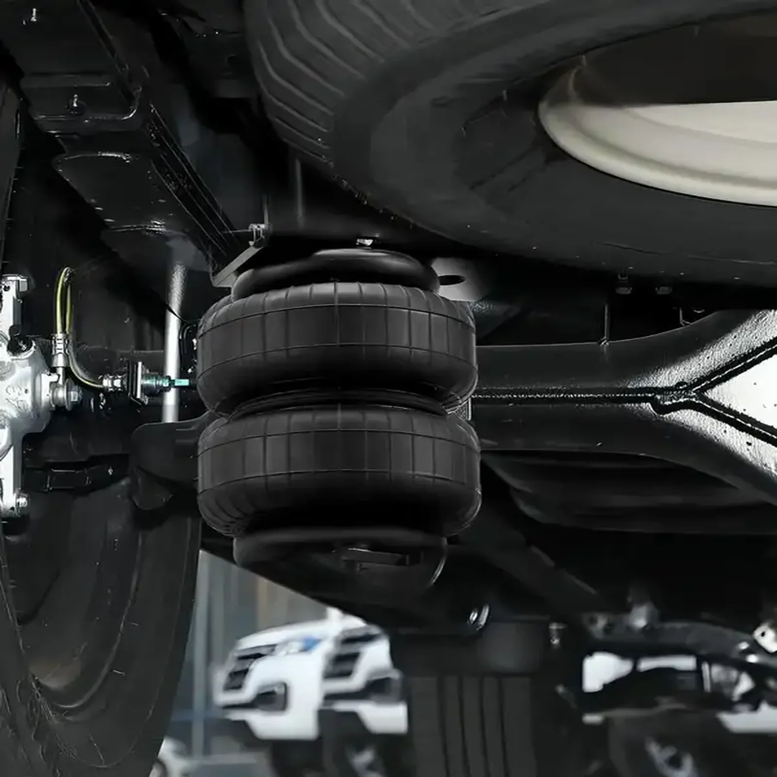 Poduszki pneumatyczne 2268 kg do Silverado Sierra 2500/3500HD 4WD RWD